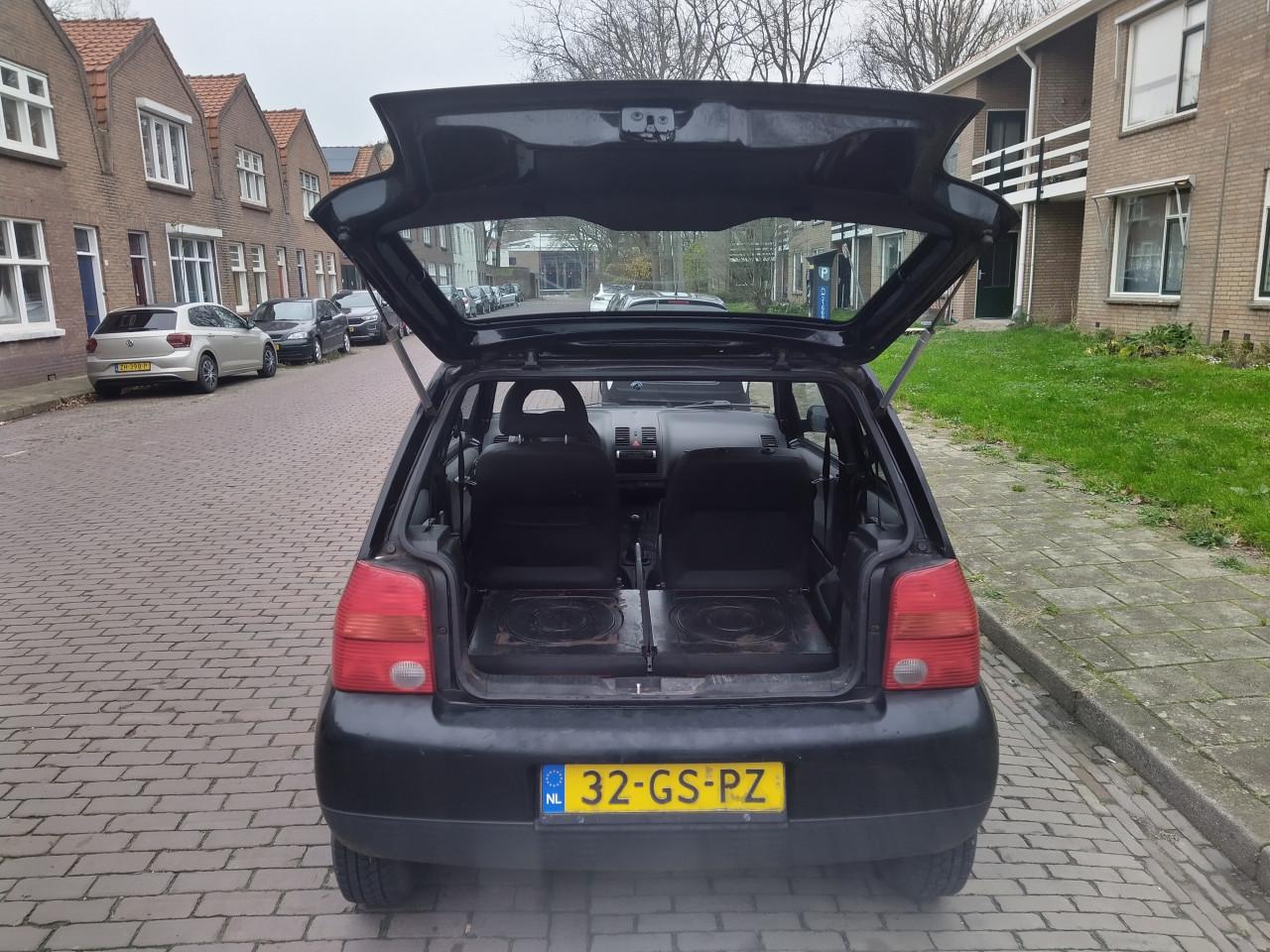 Leuke Volkswagen Lupo, Zwart, uit 2001, APK tot 28 maart 2026