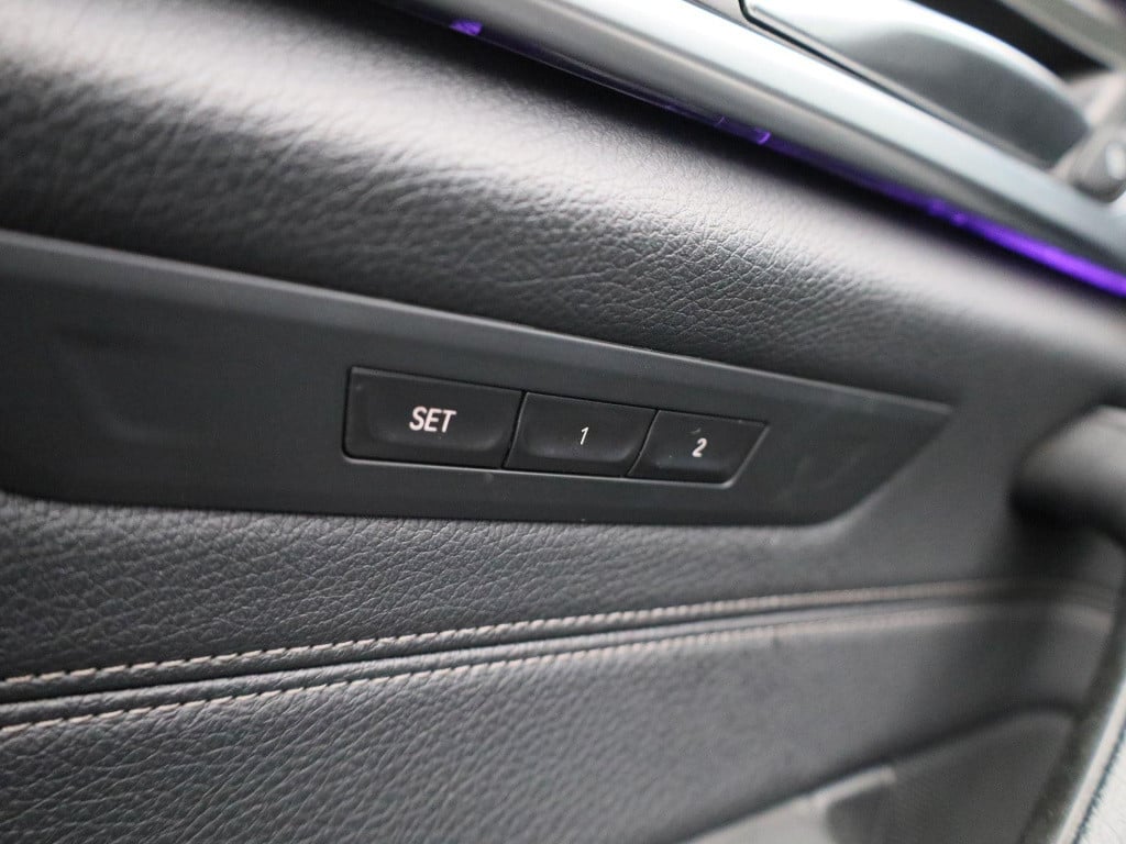 BMW 5 Serie 520e business edition plus | m-sport | automaat | schuifdak | t