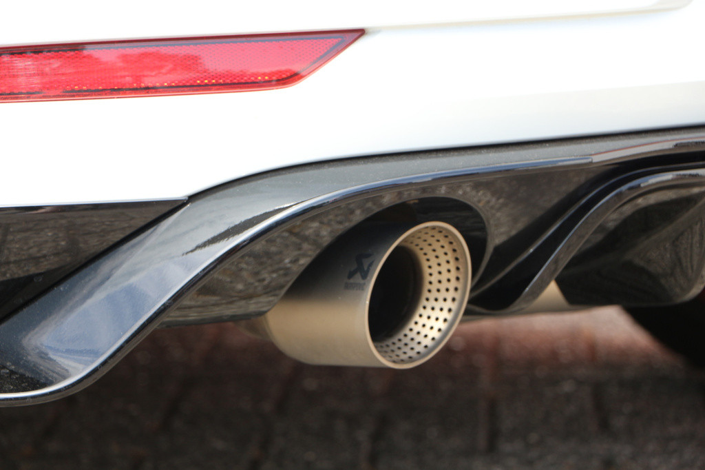 Volkswagen Golf 2.0 tsi gti tcr | akrapovic | pano | discover pro