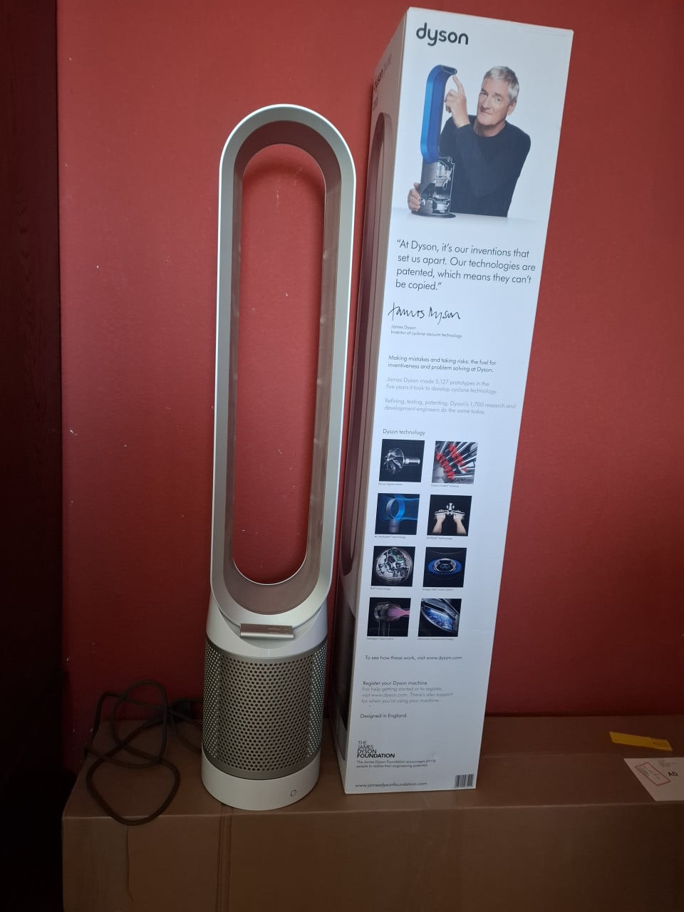 DYSON ventilator