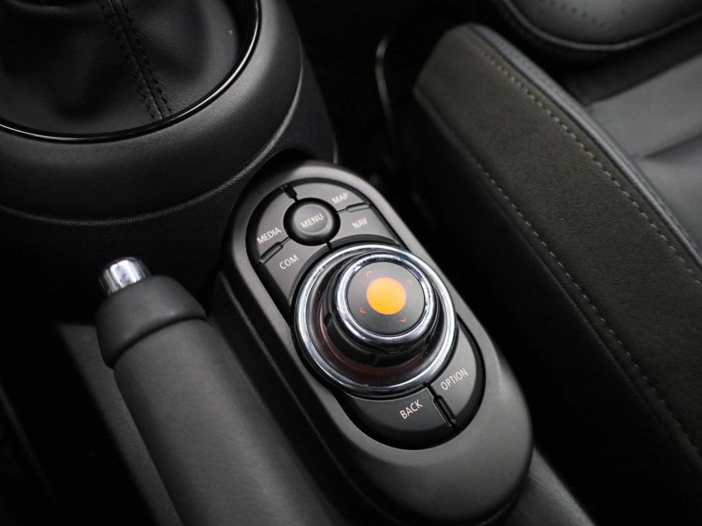 Mini Cooper mini 1.5 pepper | automaat | lage km stand | apple carplay / an