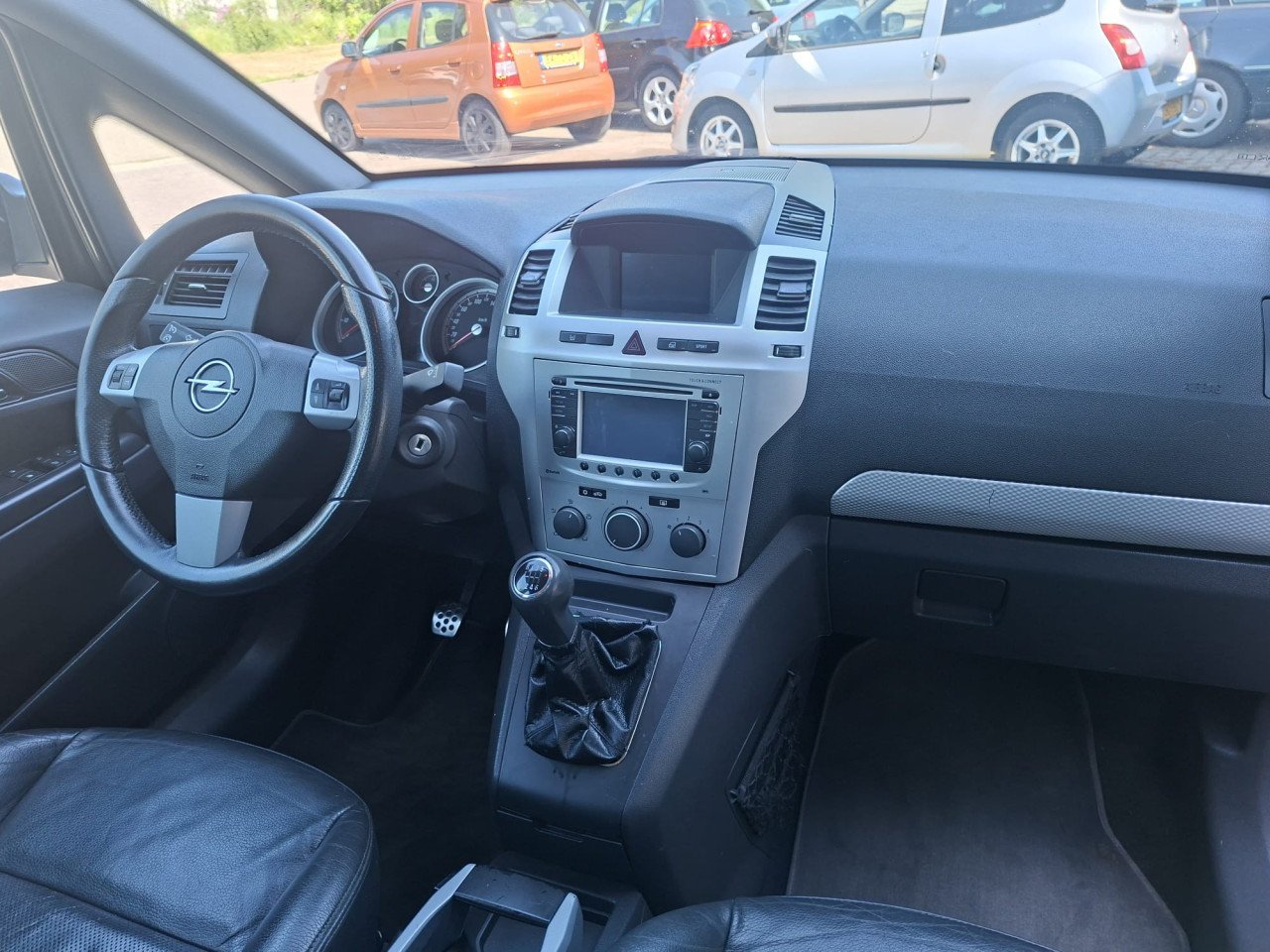 Opel ZAFIRA 2.0 turbo OPC 190 pk MPV bj:2005 7 pers leer-airco