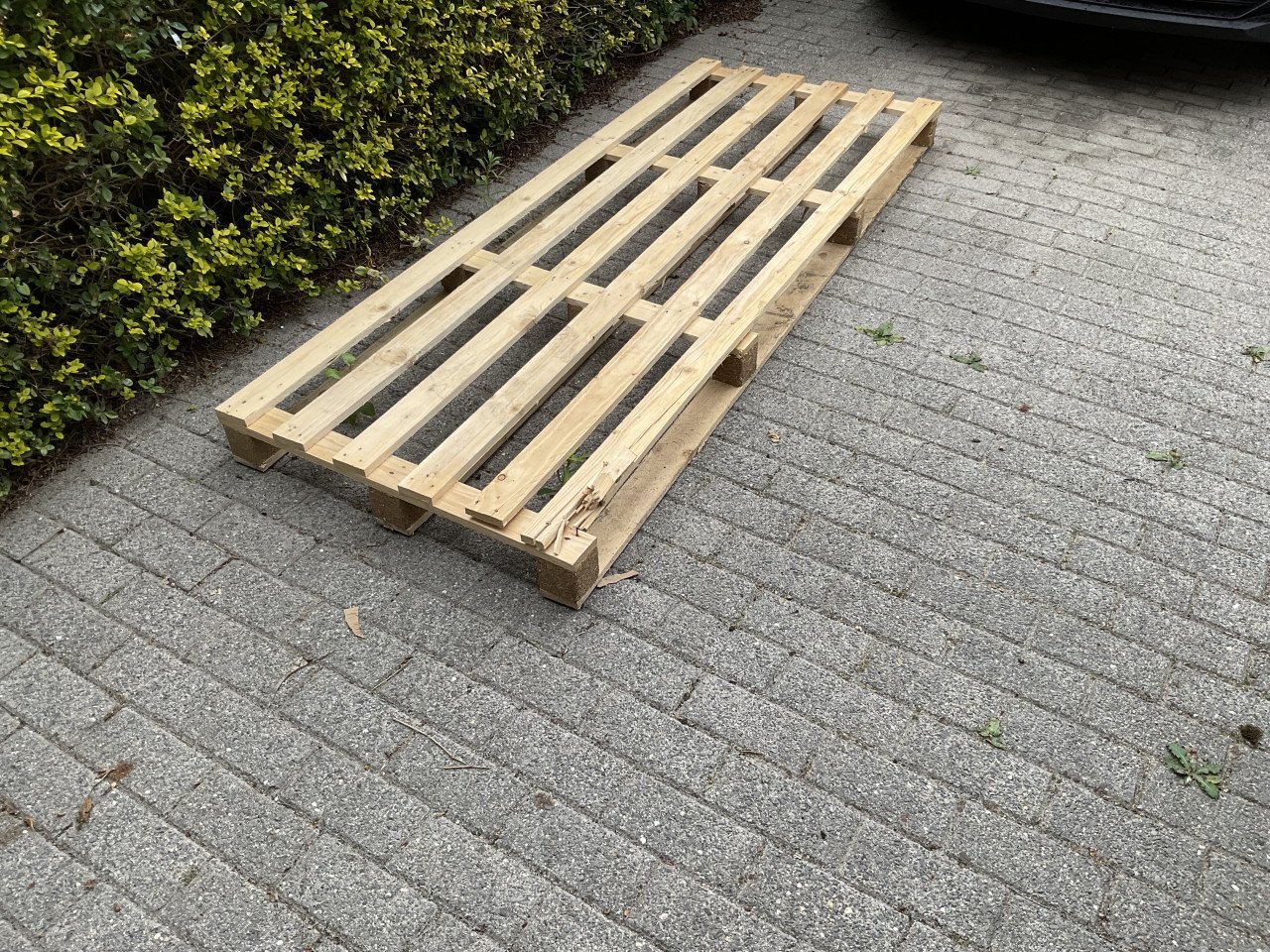 GRATIS pallet hout ca. 215 x 80