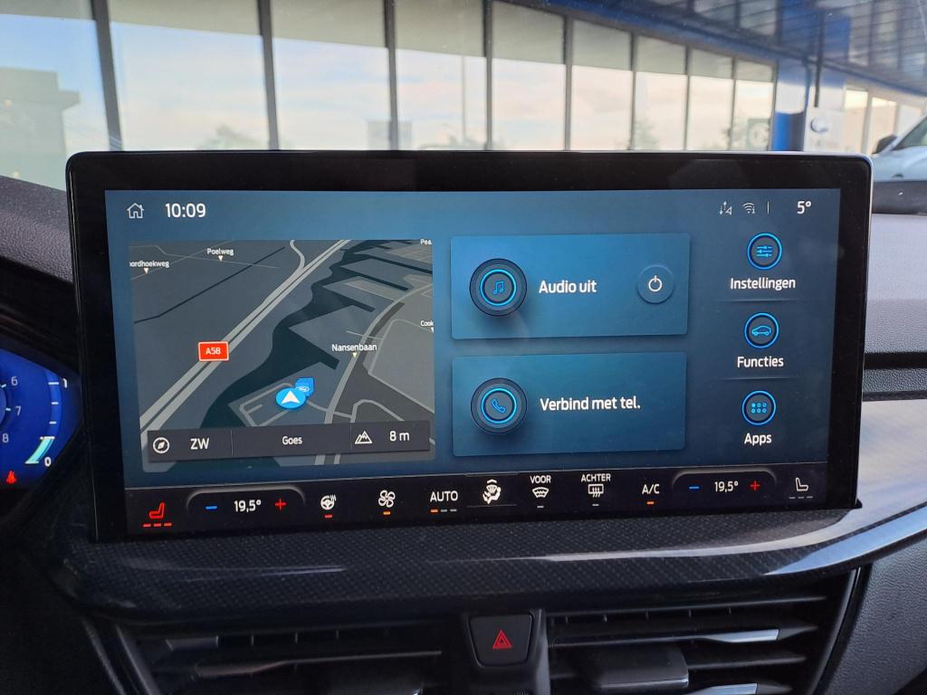 Ford Focus wagon 1.0 ecoboost hybrid st line x | apple carplay & android au