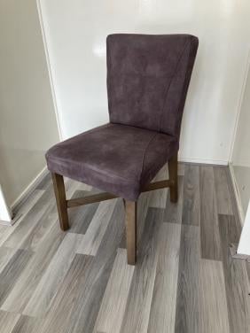 2 eetkamer  stoelen suede bekleding