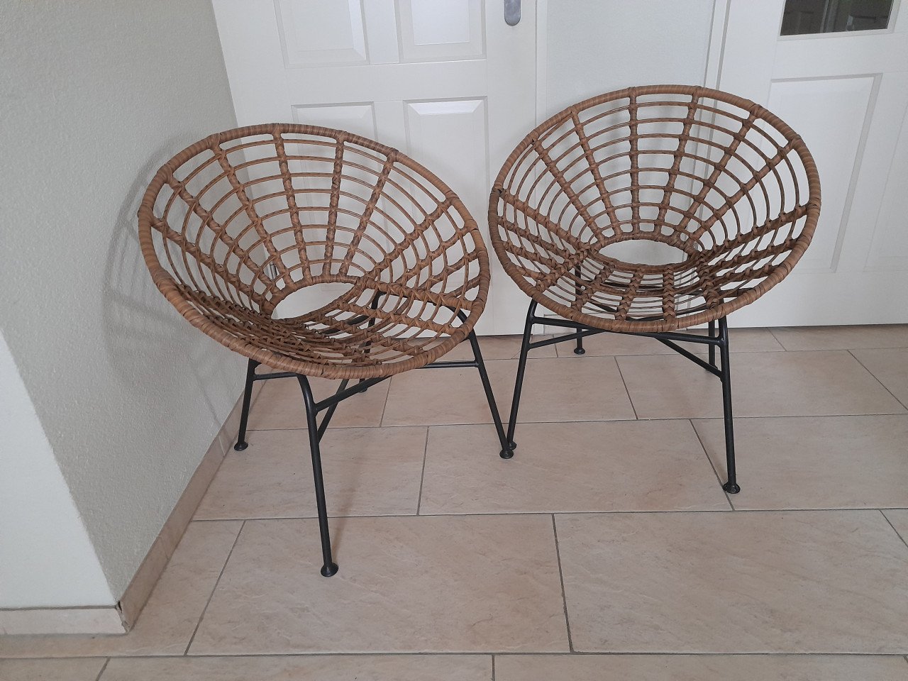 Prachtige Fauteuiltjes  riet/rotan  loungestoel (in goede staat )
