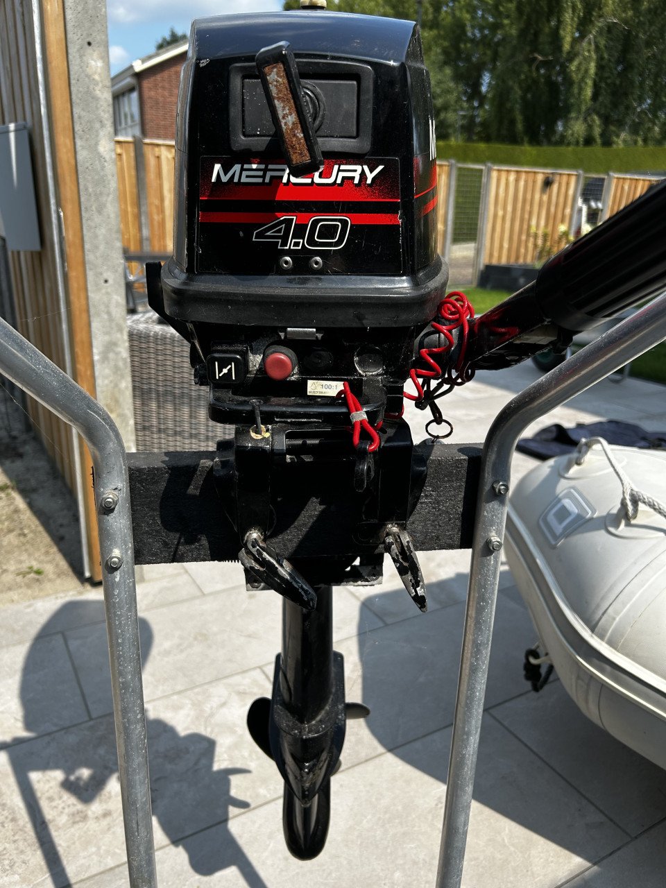 Rubberboot met motor