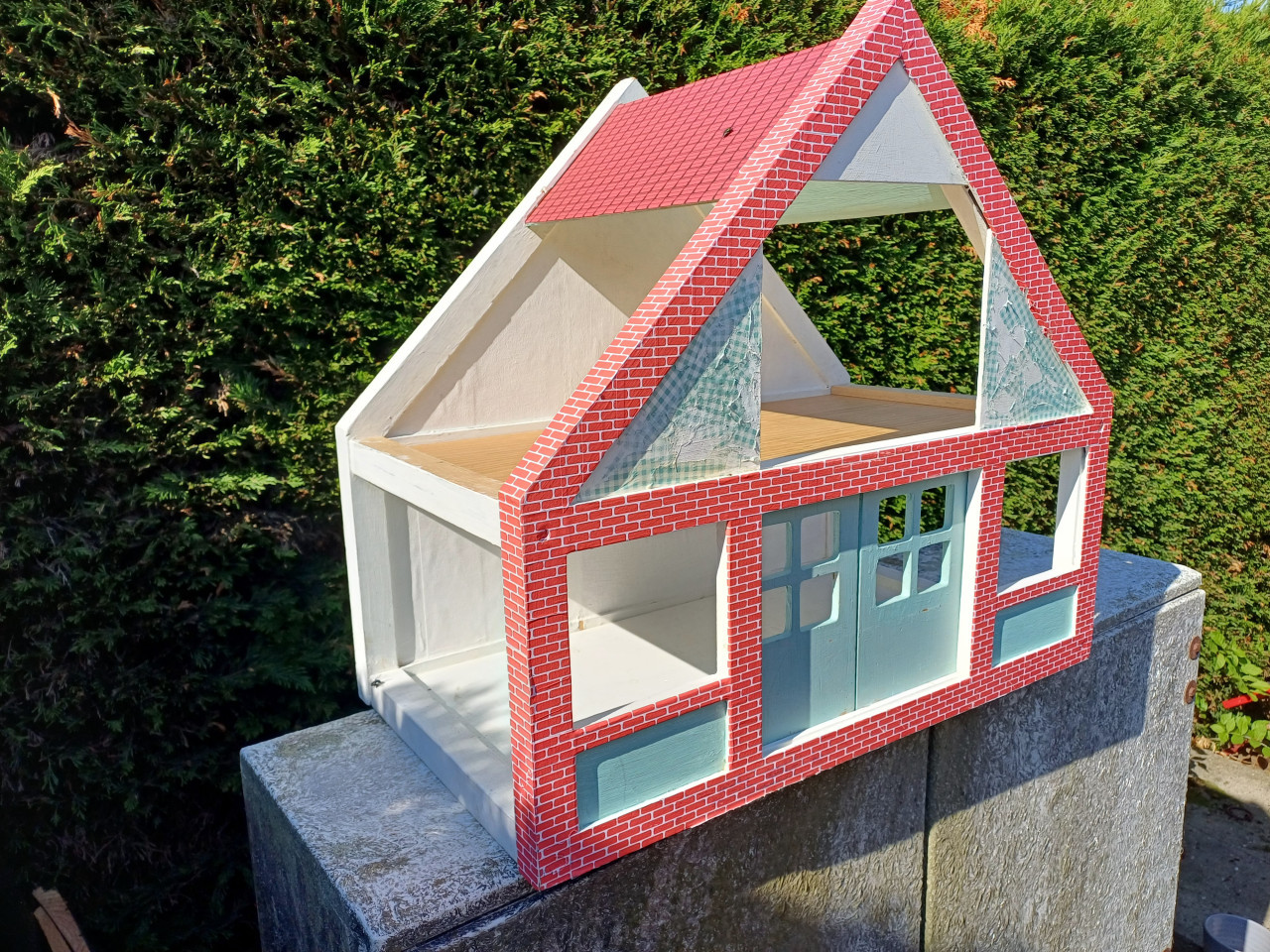 2 x Poppenhuis  met of zonder inrichting