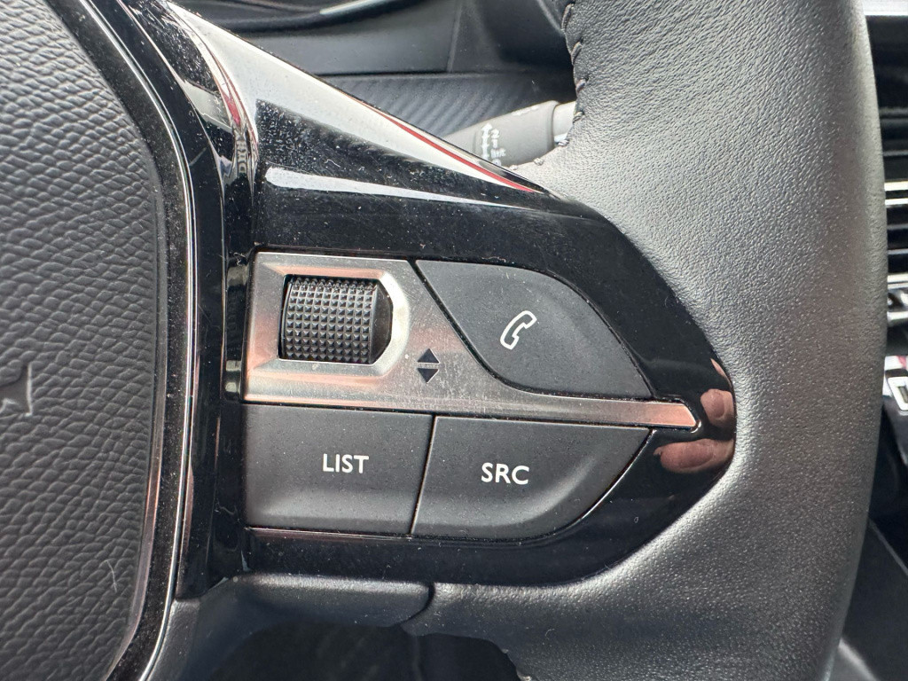 Peugeot 2008 1.2 puretech active