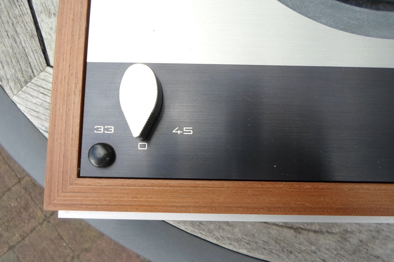 Thorens TD160 Platenspeler