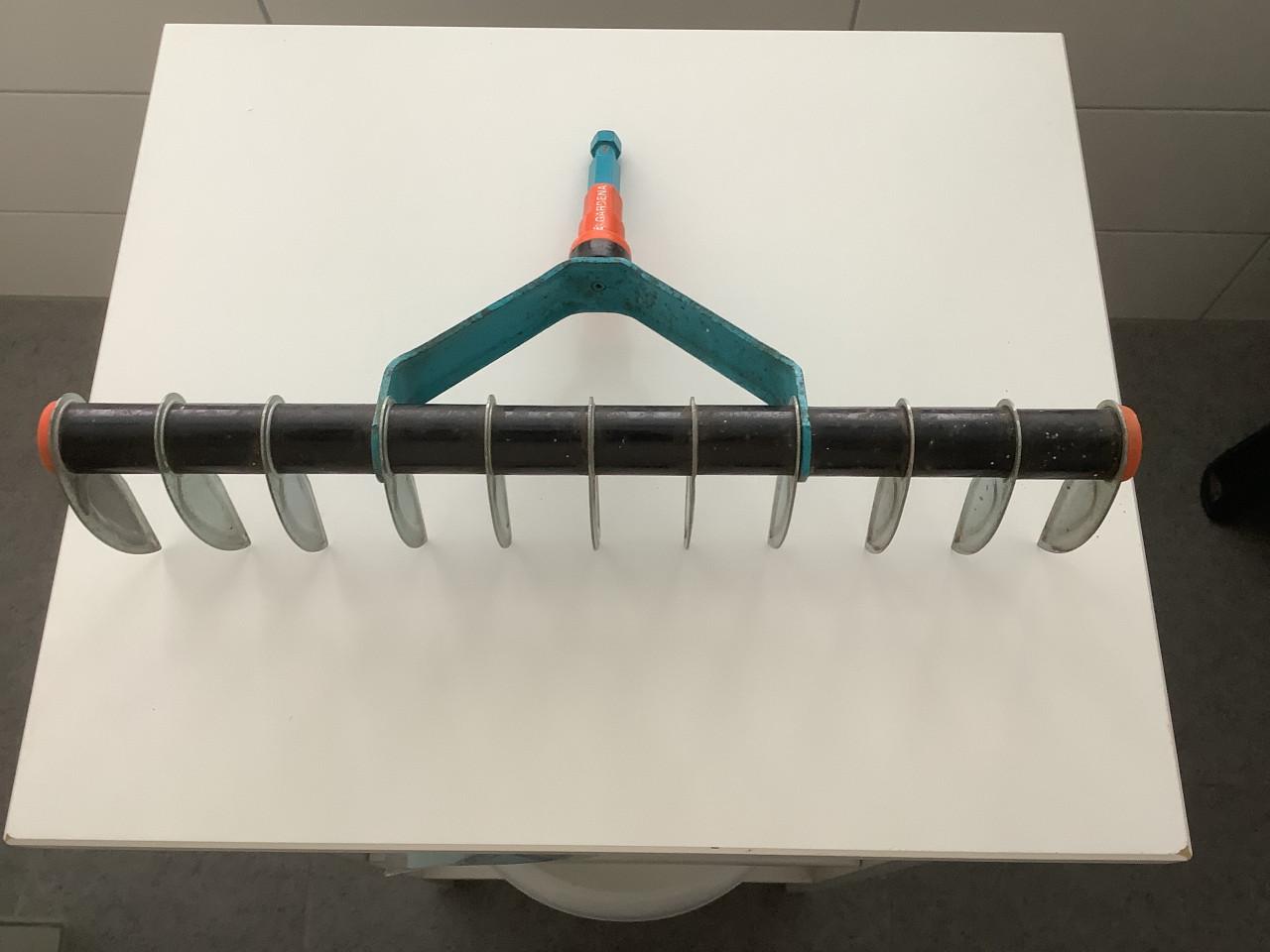 Verticuteerhark éénzijdig  van Gardena combisysteem