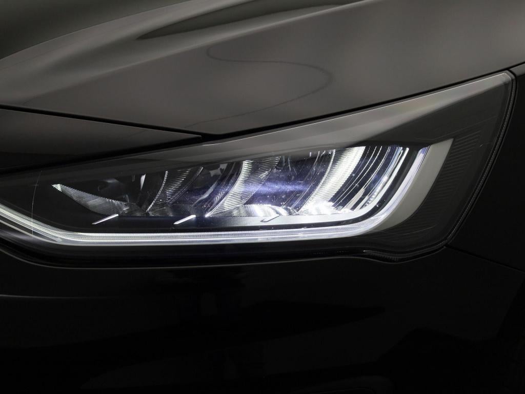 Ford Focus wagon 1.0 ecoboost hybrid titanium | cruise control | navigatie 