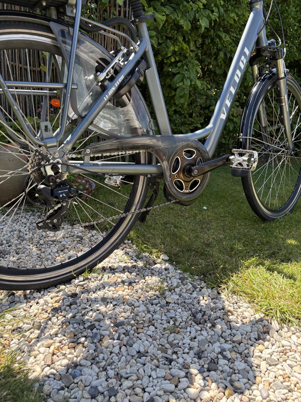 Veloci Titanium 468 elektrische fiets met middenmotor