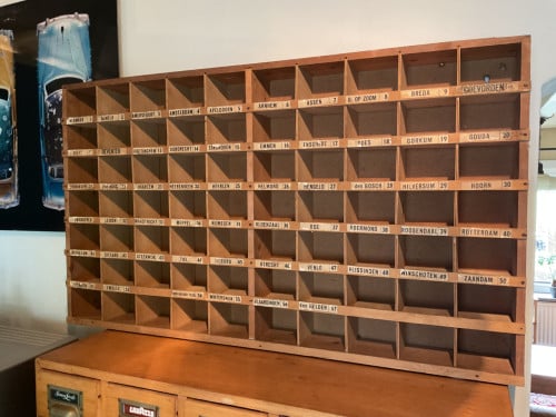 Vintage sorteerkast  ( Van Gend & Loos )