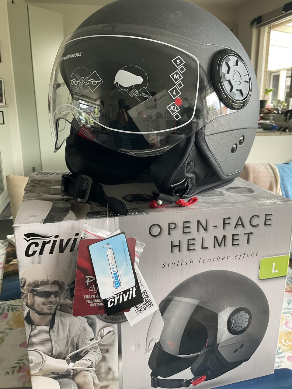 Brommer helm