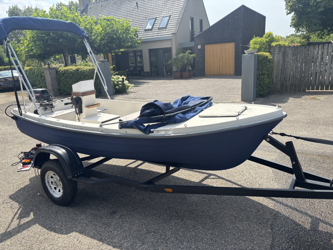 Sloepje gereserveerd