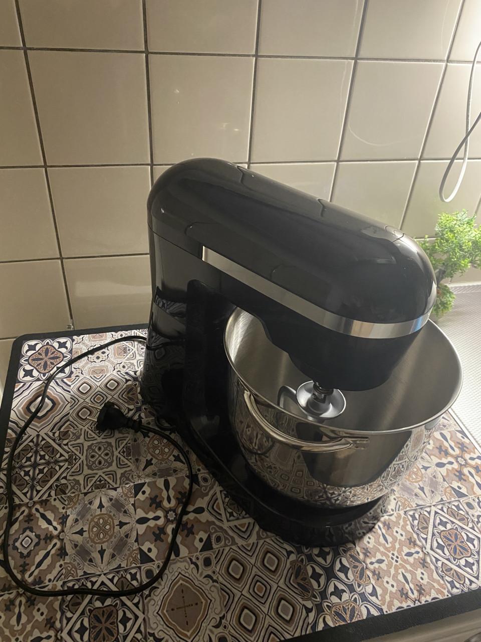 Keukenmachine inclusief 3 opzetstukken
