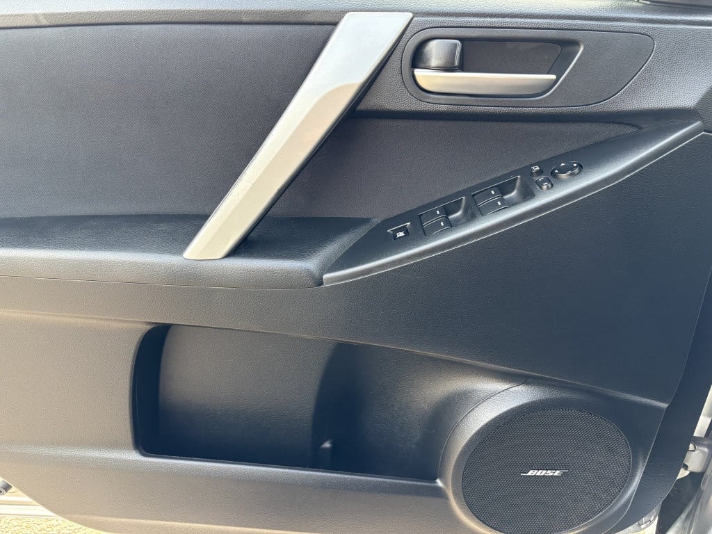 Mazda 3 2.0 disi gt-m bose 12 mnd bova garantie trekhaak