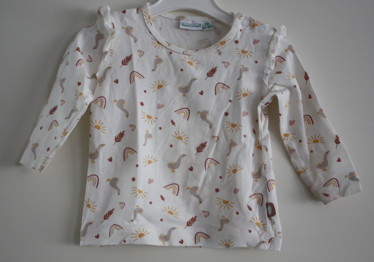 Creme kleurig shirt met zon gans renboog maat 62