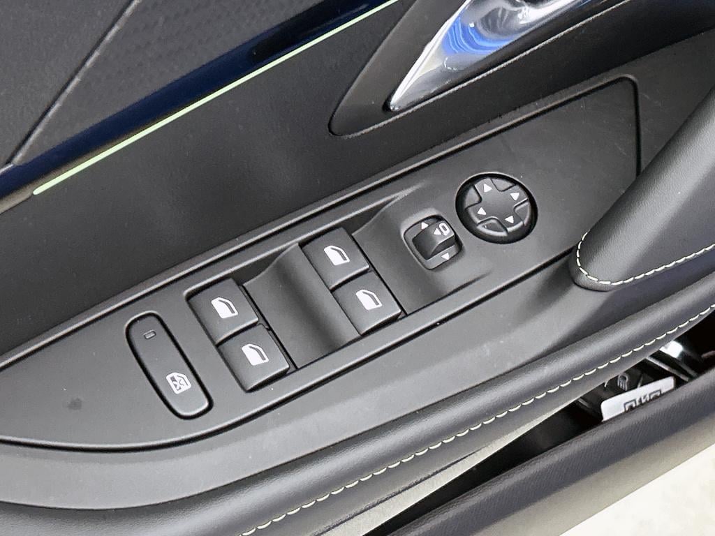 Peugeot 208 ev gt pack 50 kwh | stoelverwarming | icockpit | adaptive cruis