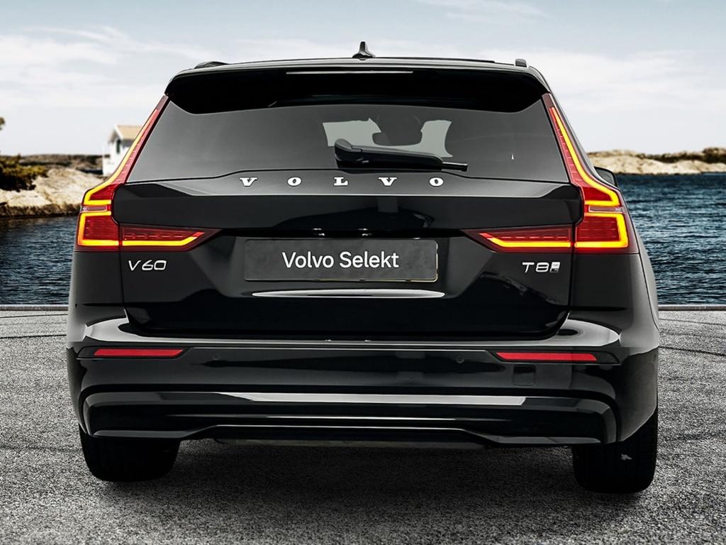 Volvo V60 t8 455pk recharge plus dark| pano| hud| trekhaak| 360camera