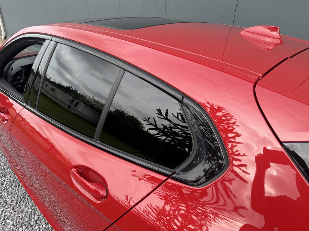 BMW 1 Serie 118i 136pk automaat high executive m-sportpakket 5-drs