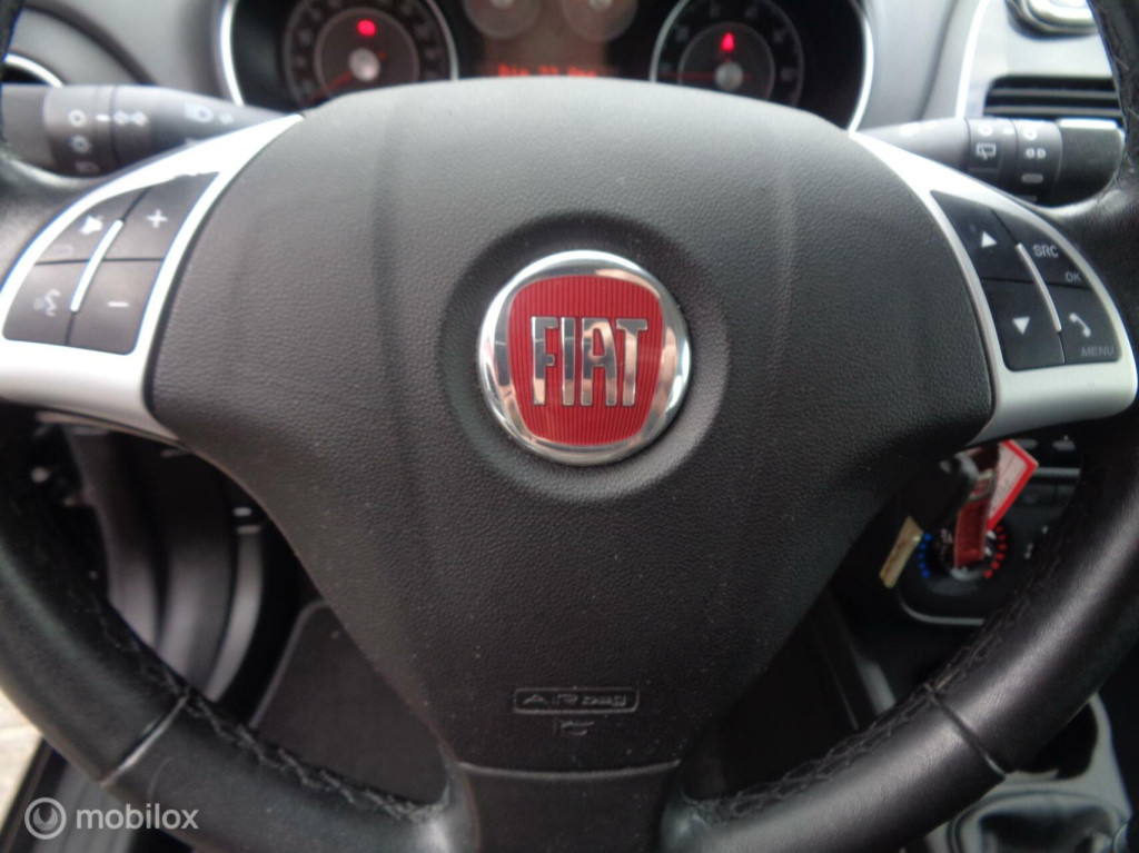 Fiat Punto evo 0.9 twinair turbo street/airco/cruise/5 deurs/pdc
