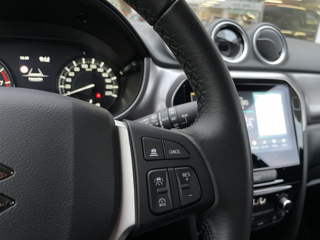 Suzuki Vitara 1.4 boosterjet select smart hybrid