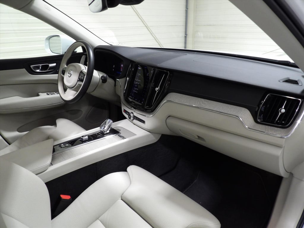 Volvo XC60 t6 twin engine 340pk geartronic awd inscription expression