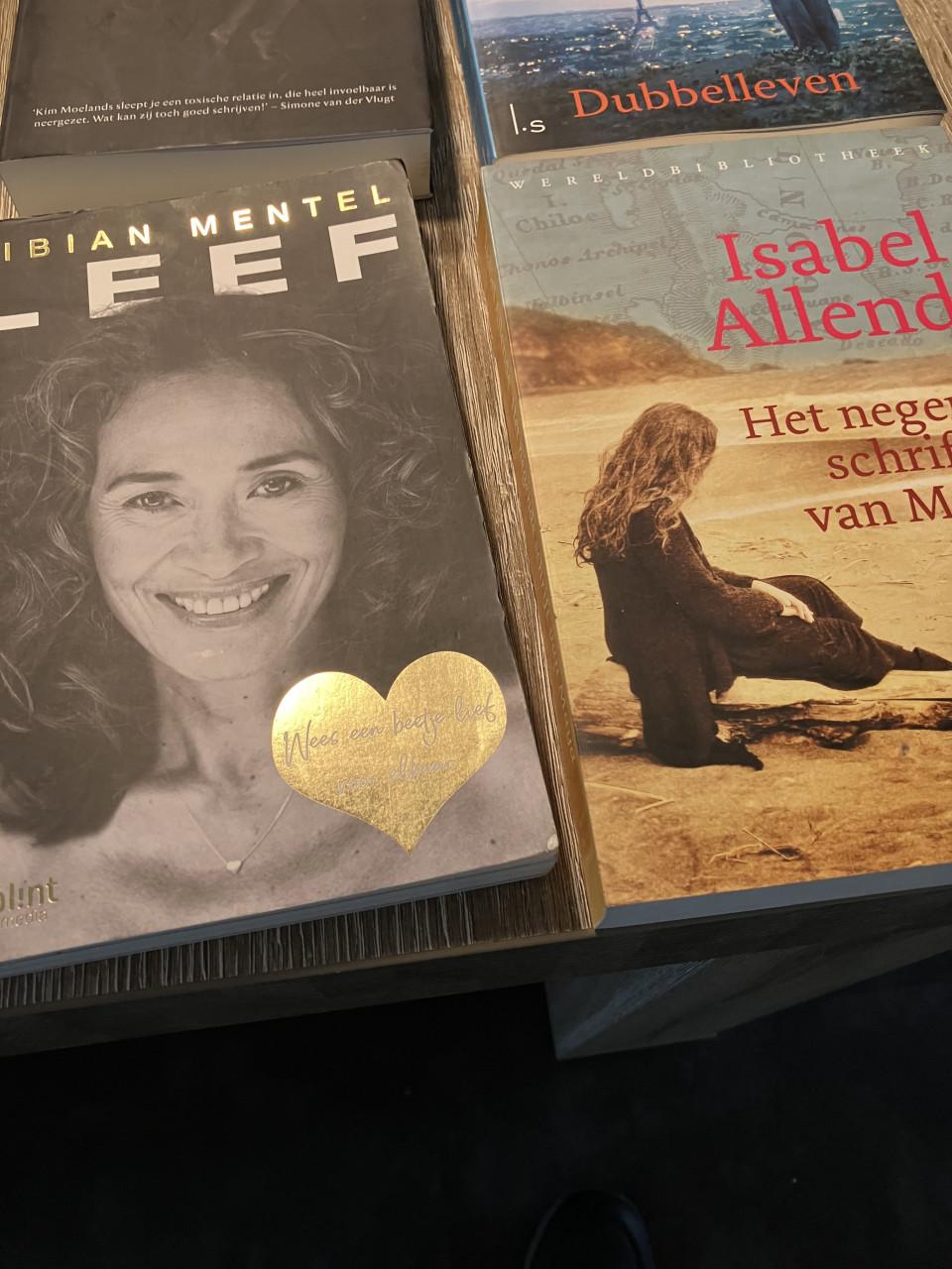 Te koop 18 in zeer goede en mooie staat leesboeken