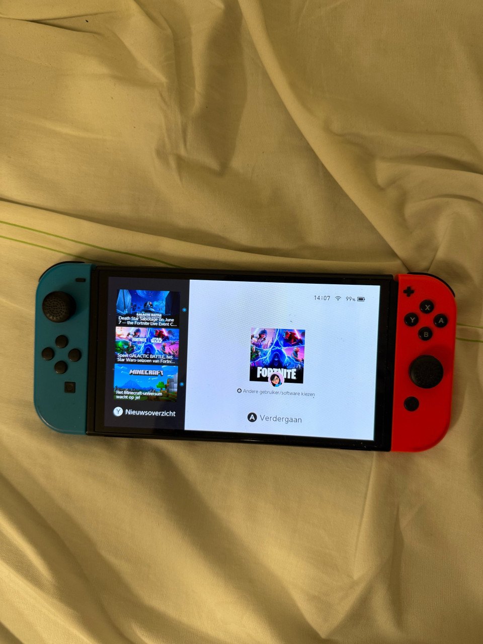 Nintendo switch oled + accessoires
