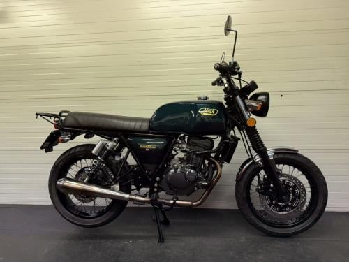 Zeer nette en jonge Mash British Seven 125!