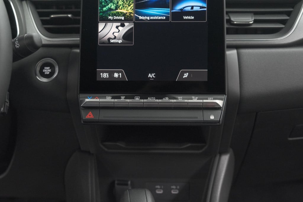 Renault Captur mild hybrid 160 edc techno | camera | navigatie | apple carp