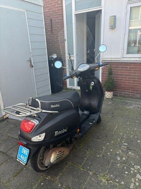 Scooter, Berini