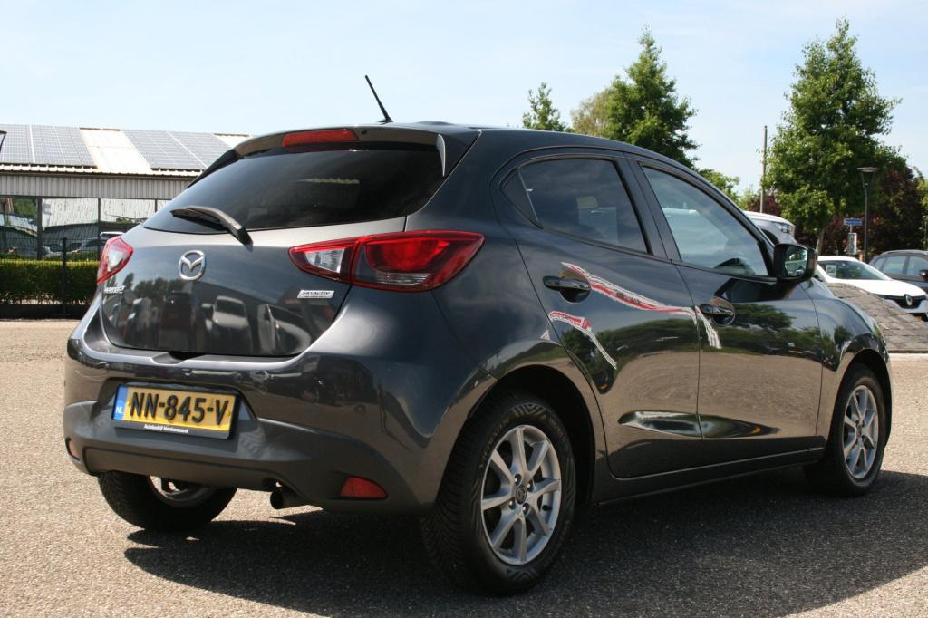 Mazda 2 1.5 skyactiv-g gt-m line / pdc / stoelverwarming / navi