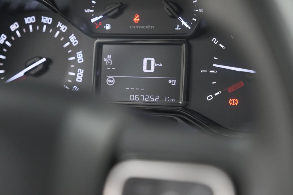 Citroen C3 puretech 82 c-series | trekhaak | camera | apple carplay | allse