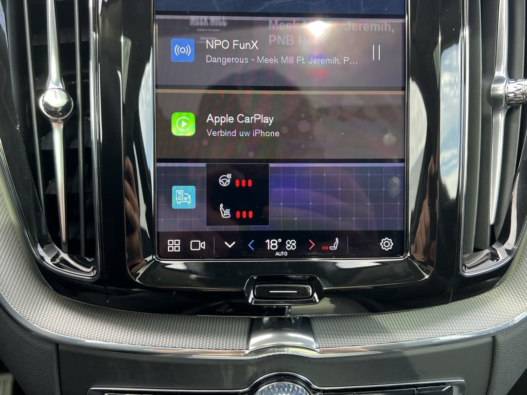 Volvo XC60 t6 398pk recharge ultra dark| panodak| 360camera| adap.cruise| t