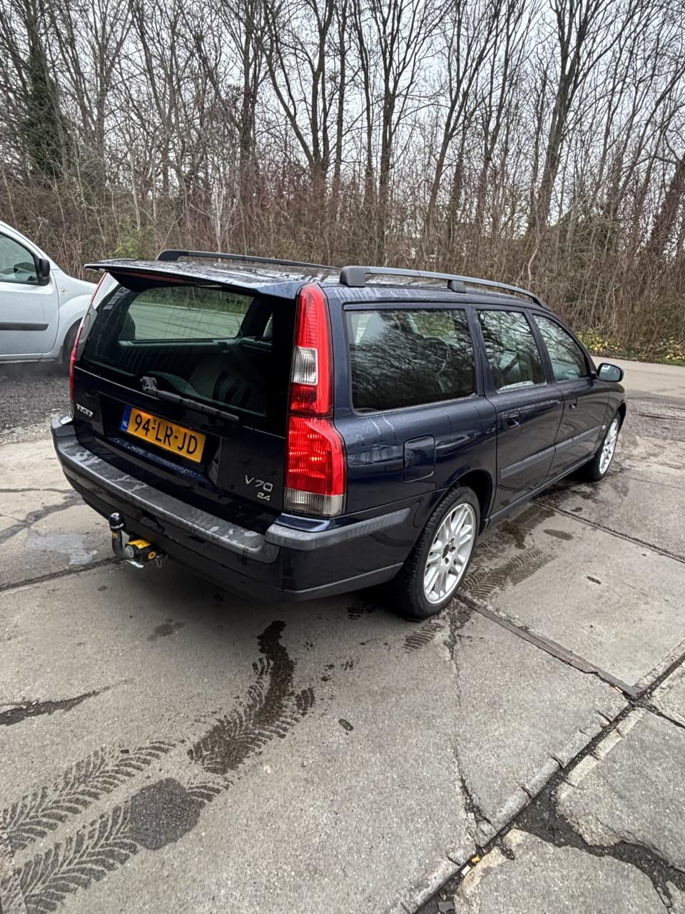 Volvo v70 met een jaar apk!