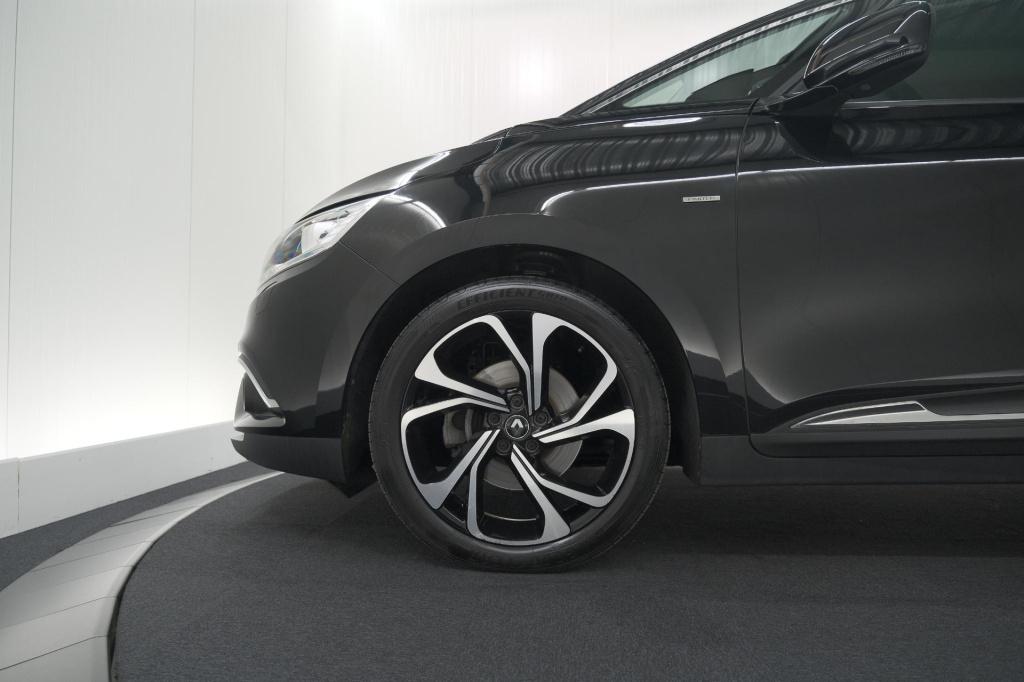 Renault Scenic tce 140 edc limited | camera | stoelverwarming | navigatie |