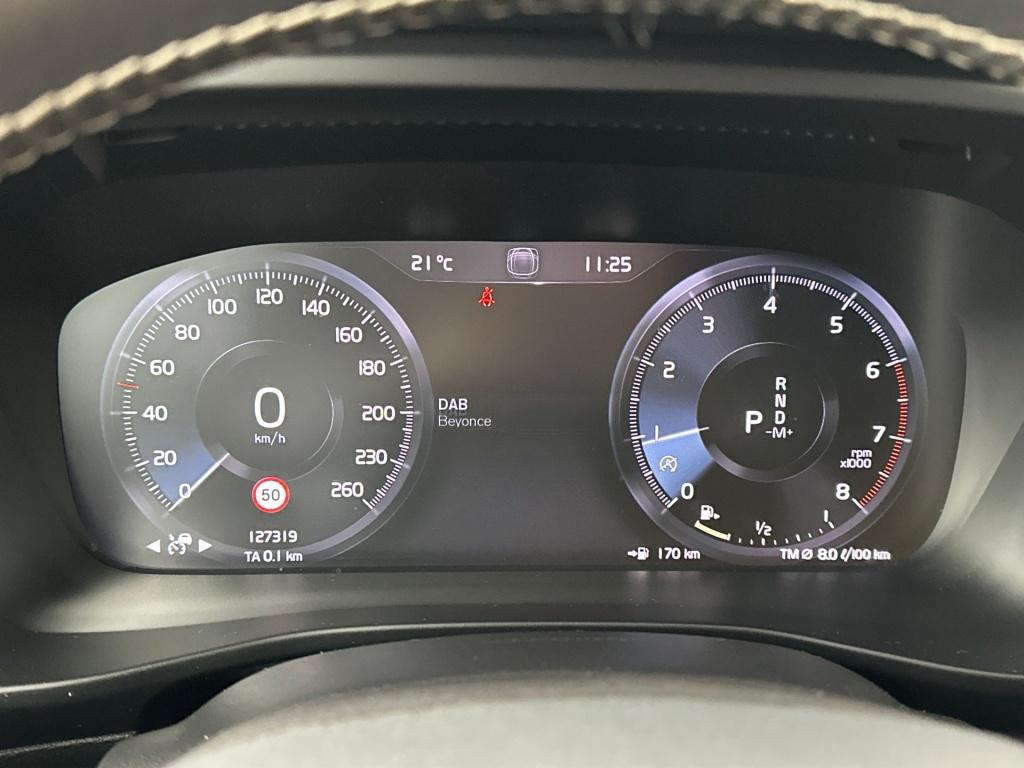Volvo XC40 1.5 t3 r-design | 360 | electr. stoelen | harman kardon | parkee