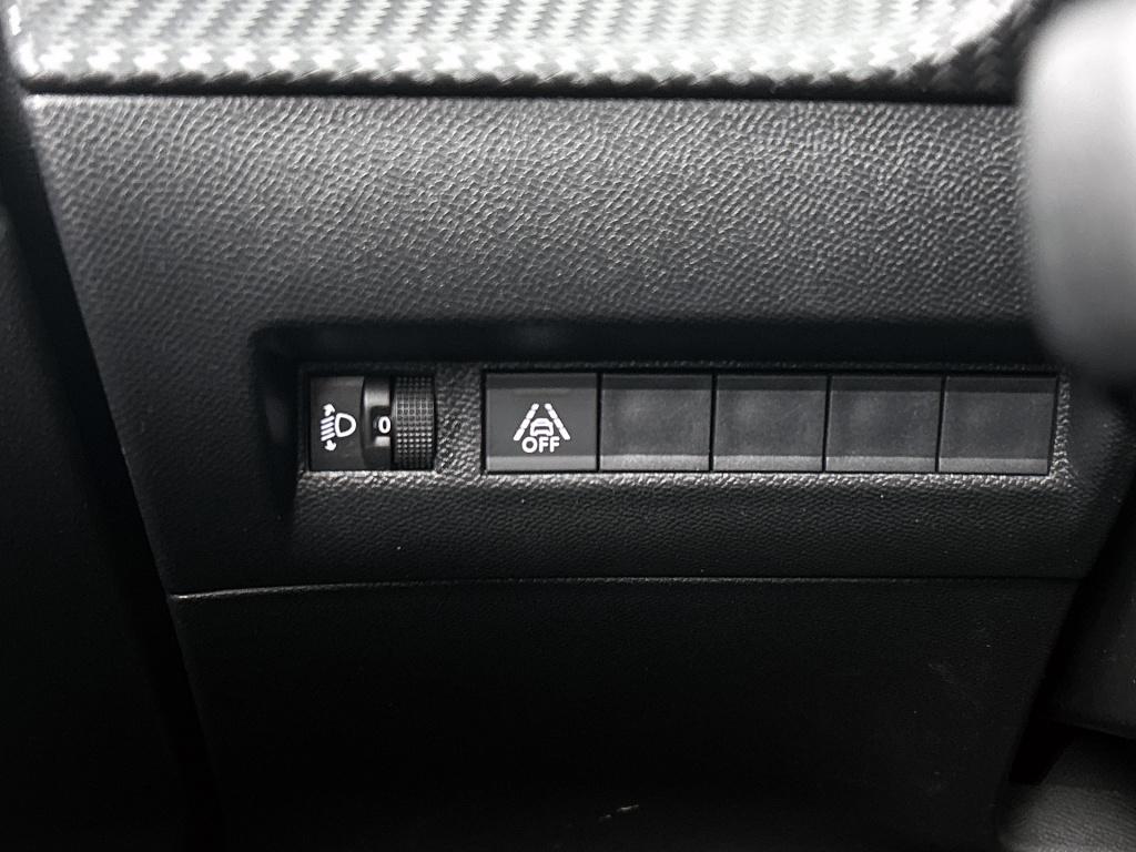 Peugeot 2008 100pk active pack | rijklaar | camera | stoelverwarming | park