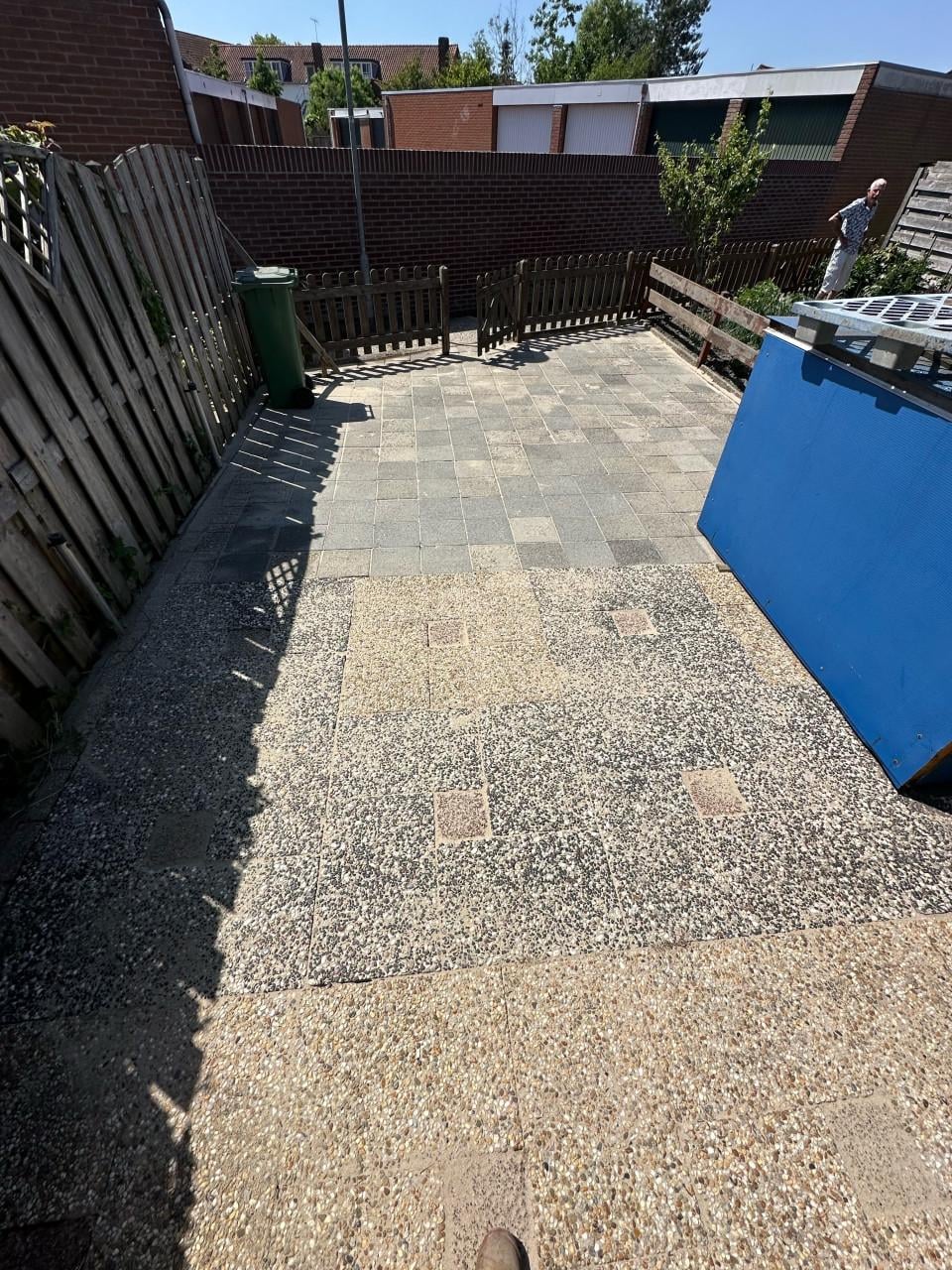 Nog deze zomer uw buitenruimte weer als nieuw? Wij staan voor u klaar!