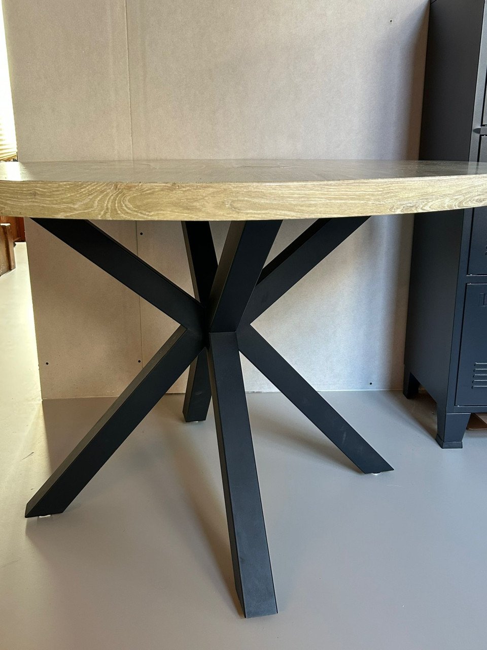 Ronde eettafel diameter 120cm