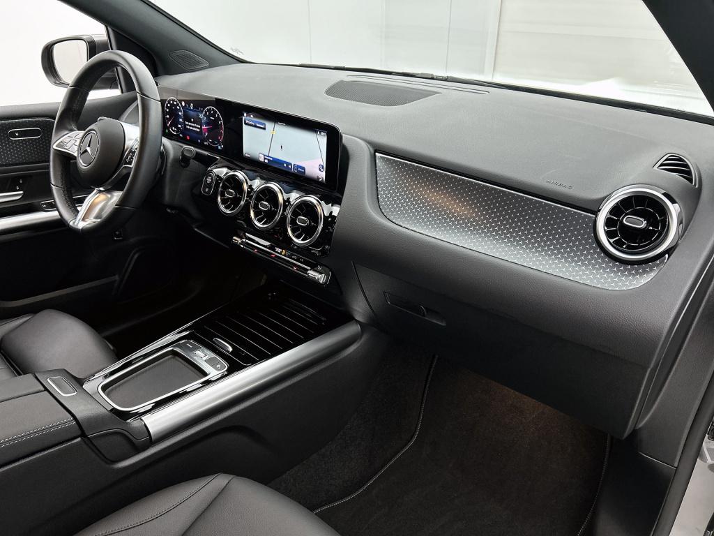 Mercedes-Benz B-Klasse 180 business line | elektrisch bedienbare achterklep