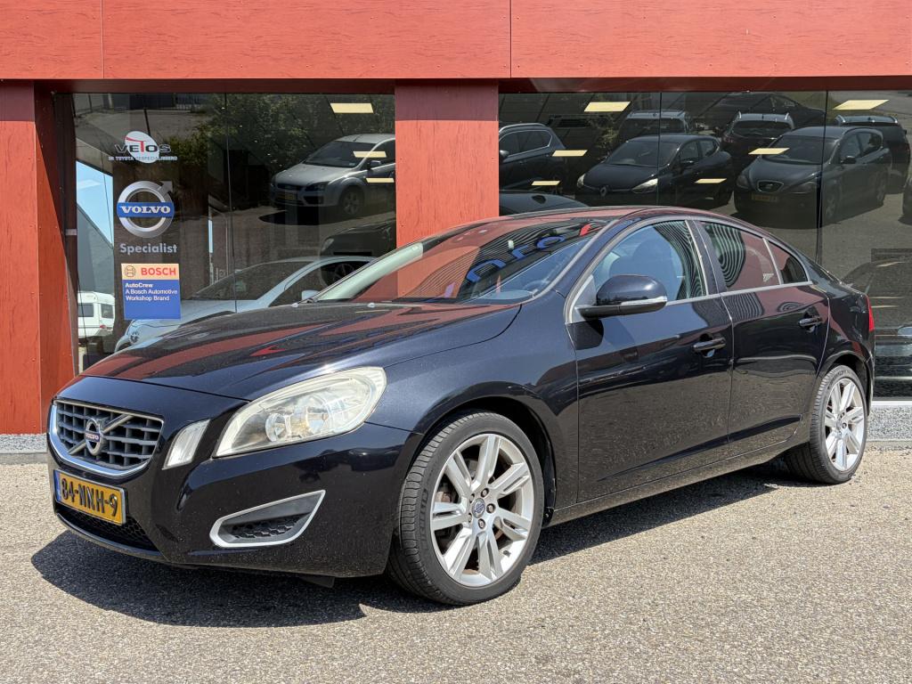 Volvo S60 2.0t intro edition