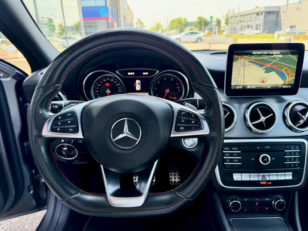 Mercedes-Benz Gla-klasse 200 premium plus navi ecc dak