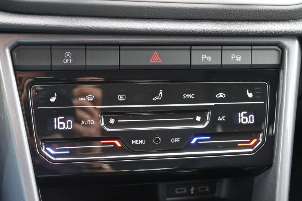 Volkswagen T-roc 1.5 tsi style 150pk dsg7