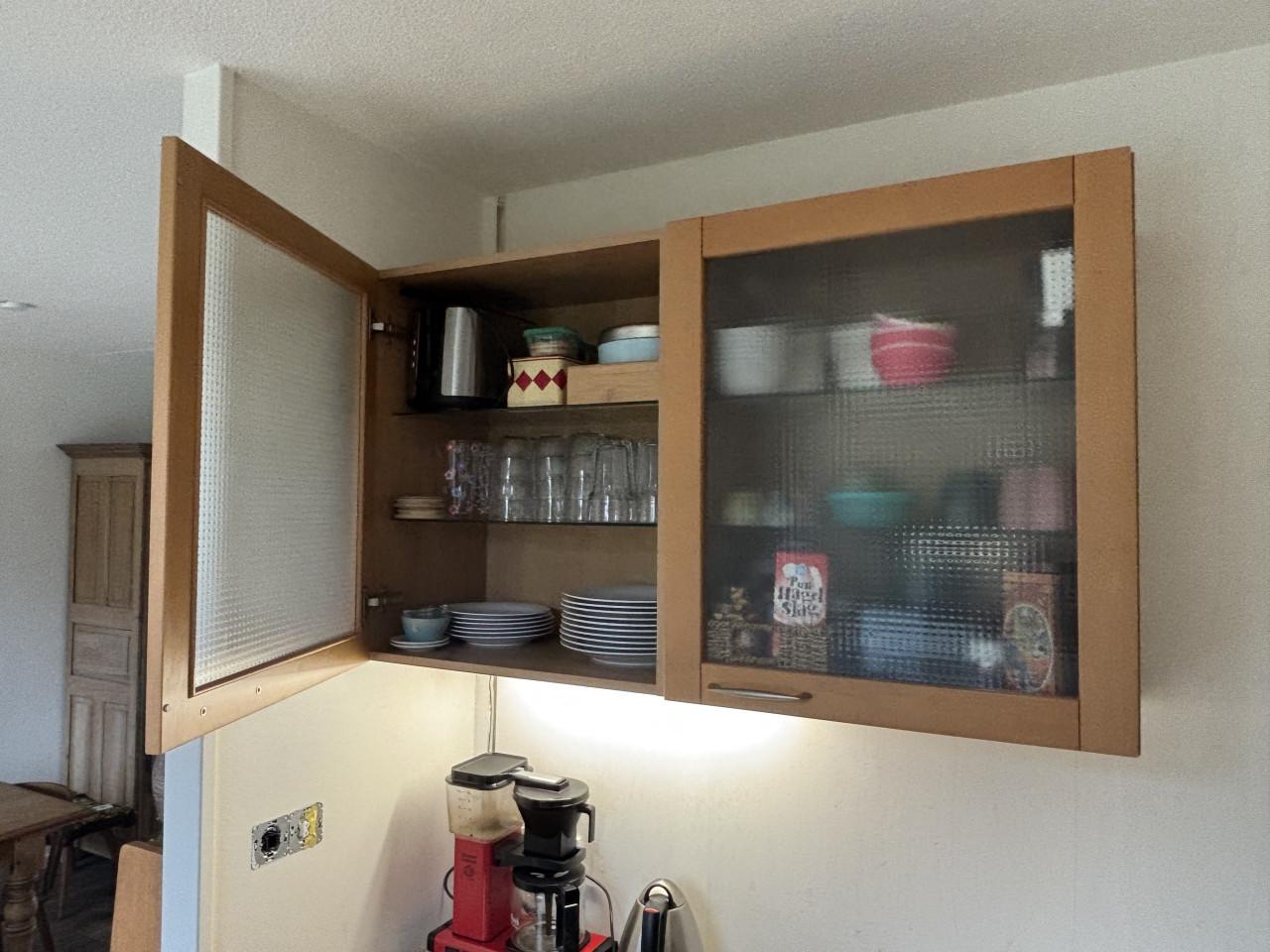 Keukenblok met bovenkastjes