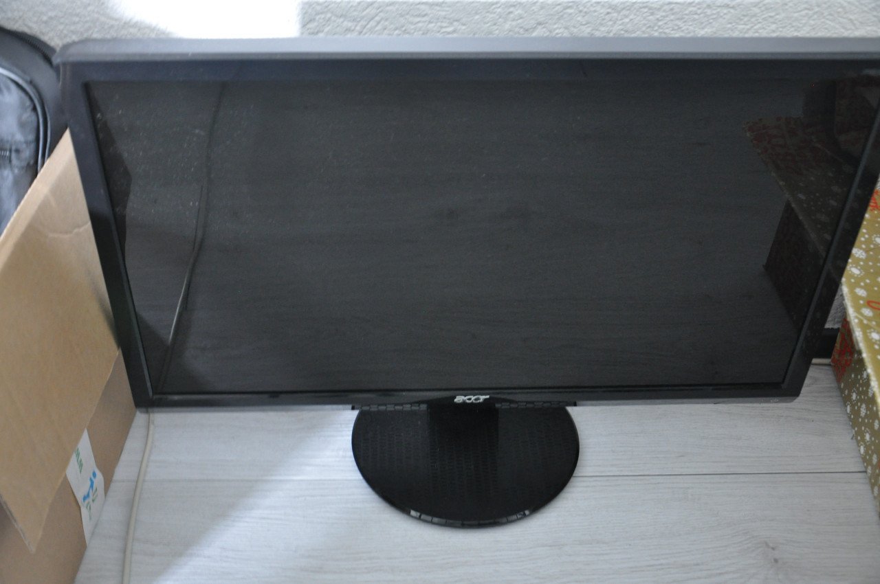 Te koop 7x monitoren