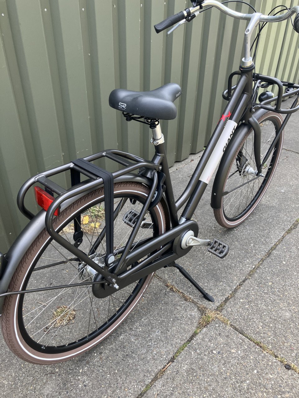 Giant Triple X 28''